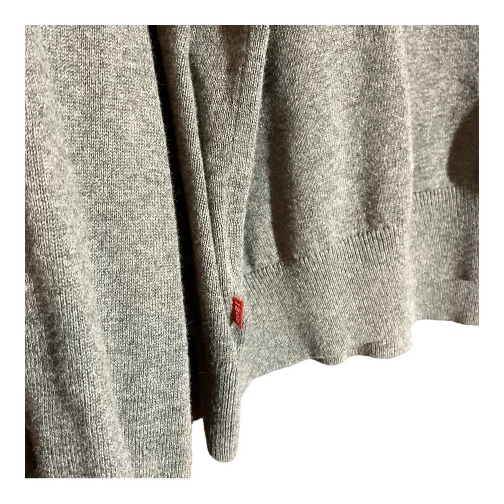 Men’s Izod Gray V Neck Pullover Sweater Size XXL